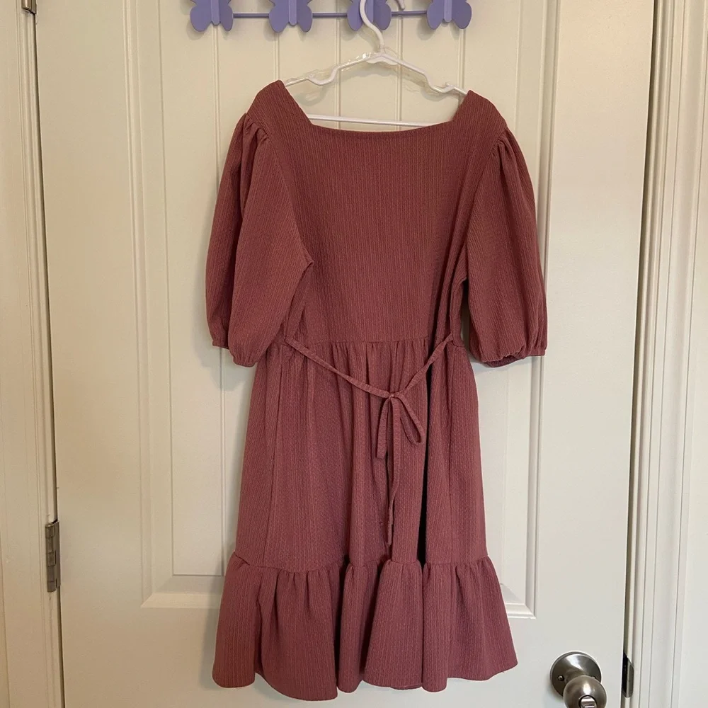 NWOT Speechless girl’s mauve pink textured puff‎ sleeve square neck tiered dress